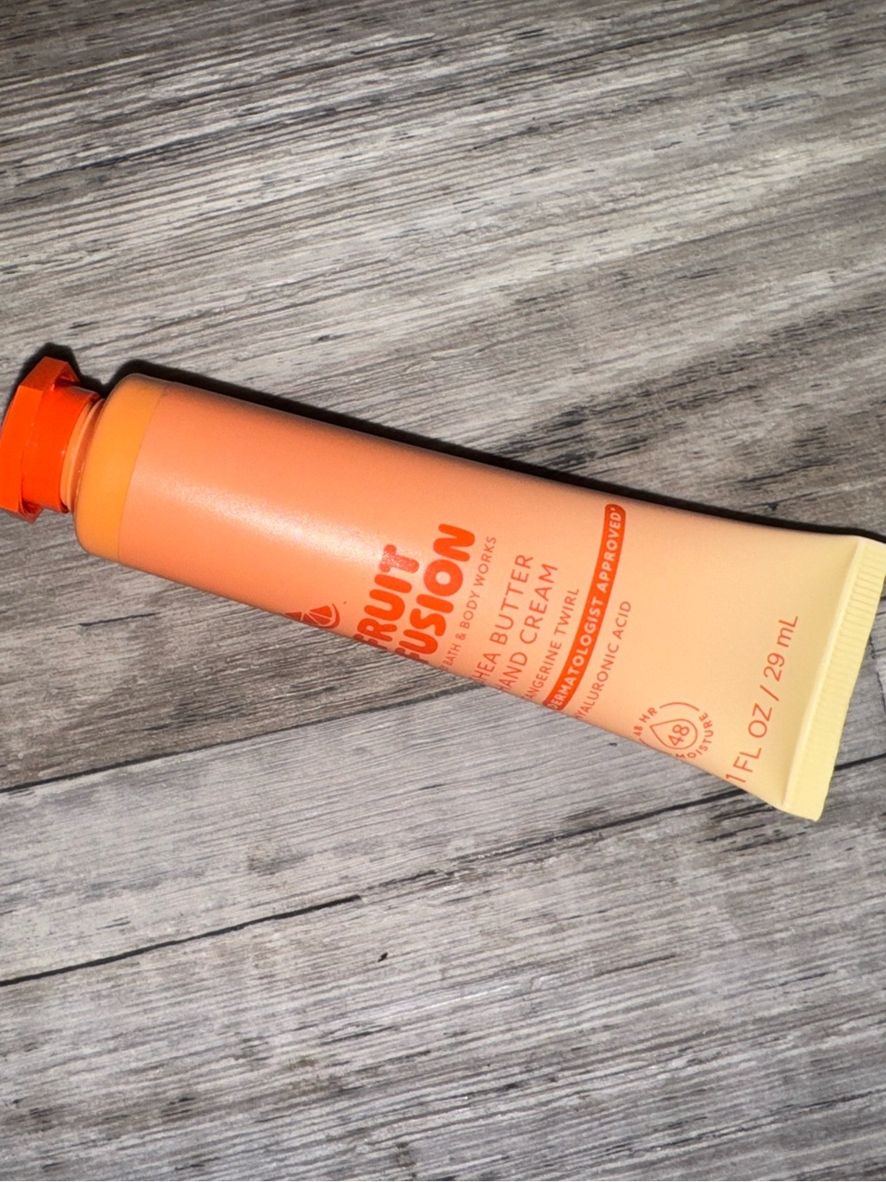 Bath & Body Works Orange Fruit Fusion Hand Cream